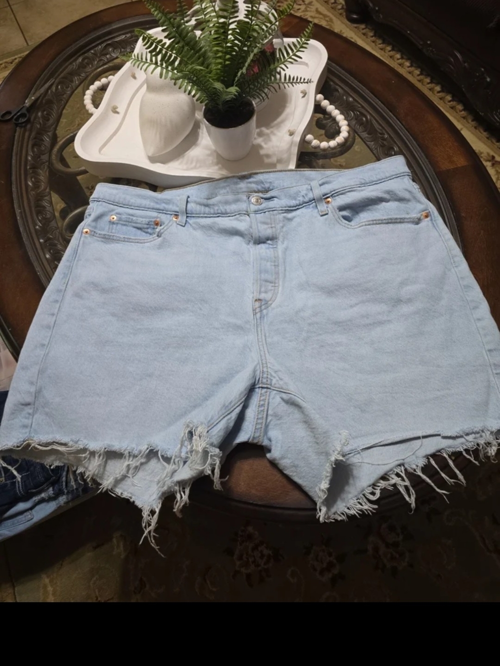 LEVI'S 501 plus size raw hem high-rise shorts 2XL
